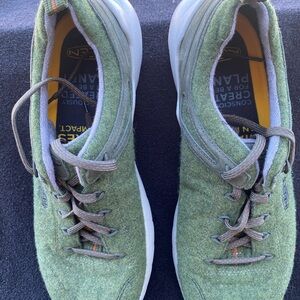 Men's Keen Green Casual Shoes size 12 new